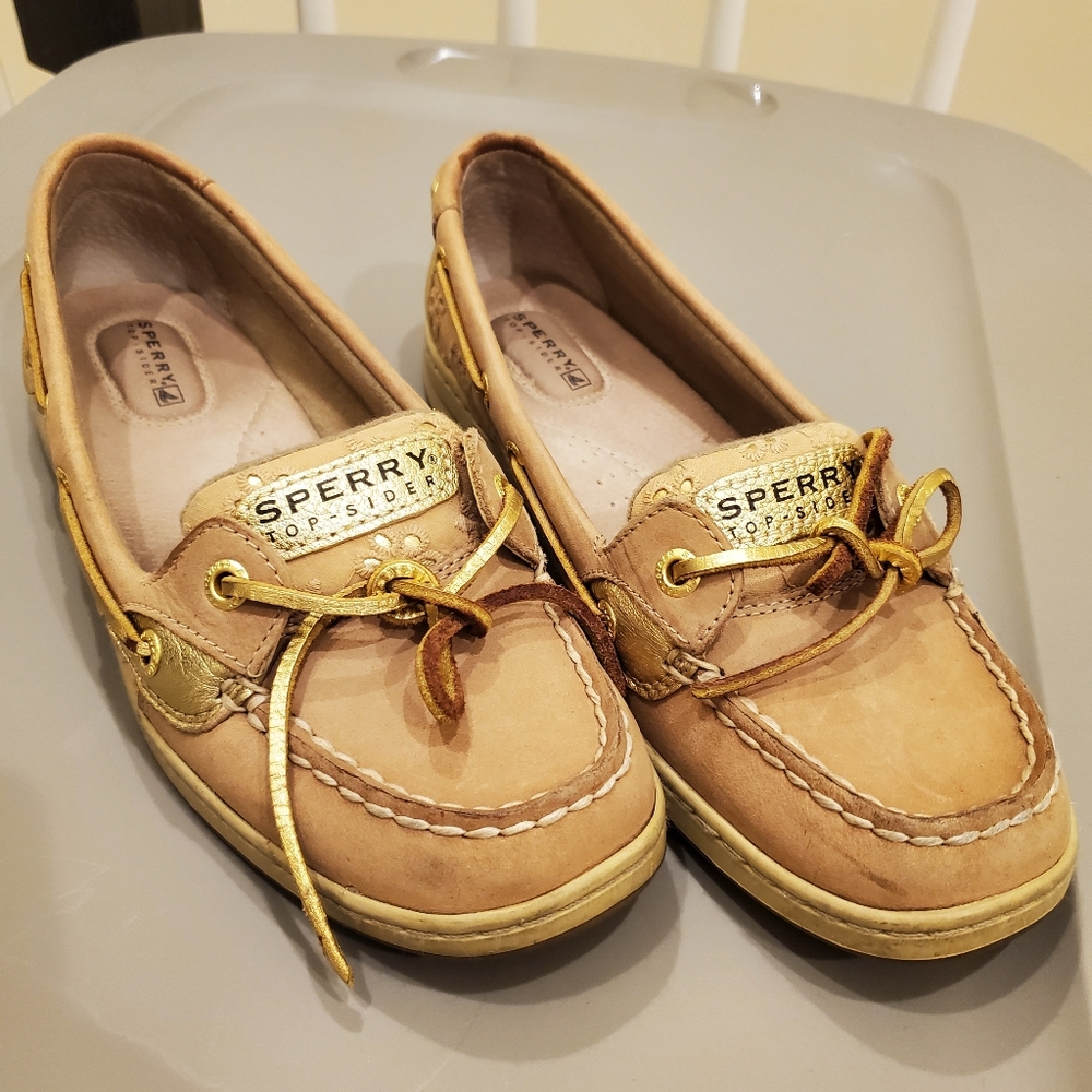Sperry boat shoes
